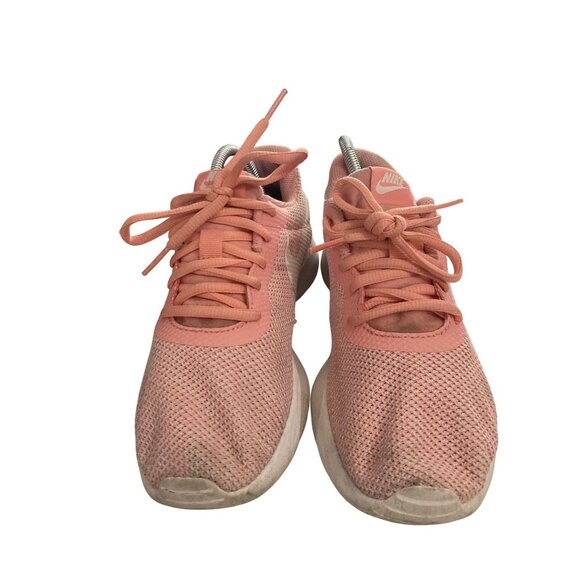 Nike AR1903 Womens Size 7 Tanjun Pink Sneakers Shoes - Picture 3 of 8